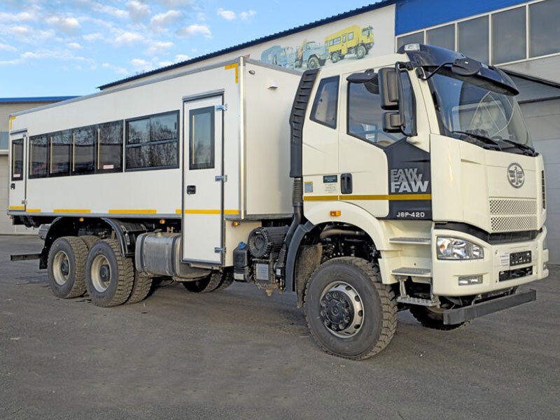 Вахтовый автобус FAW J6